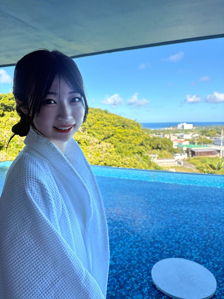 ⭐︎加奈⭐︎ まぶしすぎて目開いてない🫠