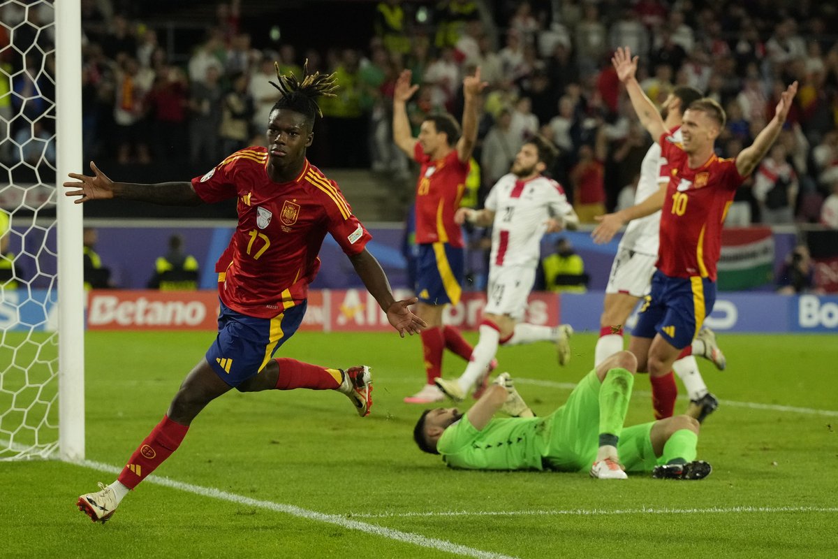 andyymcfc's tweet image. Spain play Georgia today, you say?