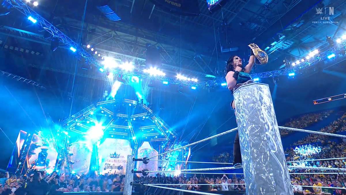 TIMWrestling's tweet image. Del mejor país de Chile 🇨🇱

#JoyitaCL #WWECrownJewel