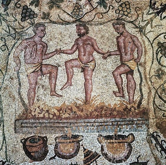 🟢 𝕁𝕆𝕐𝔼𝕌𝕊𝔼 𝔽𝔼̂𝕋𝔼 𝔻𝔼𝕊 𝕄𝔼𝔻𝕀𝕋ℝ𝕀ℕ𝔸𝕃𝕀𝔸🍇| Le 11 octobre, les Romains célébraient la production annuelle du moût, obtenu après le foulage des grappes de raisin. Ils pensaient que l'absorption de ce liquide non fermenté avait des propriétés curatives...