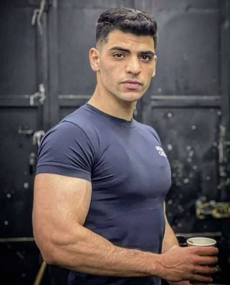 iwasnevrhere_'s tweet image. Remember scenes like this whenever these Zionists cry about their POWs.
This is Mohammed Hamarsheh from Ya’bad, before and after 27 months in the Negev prison. The occupation grinds down bodies and tries to erase spirit, but still they walk out with their heads high. The world…