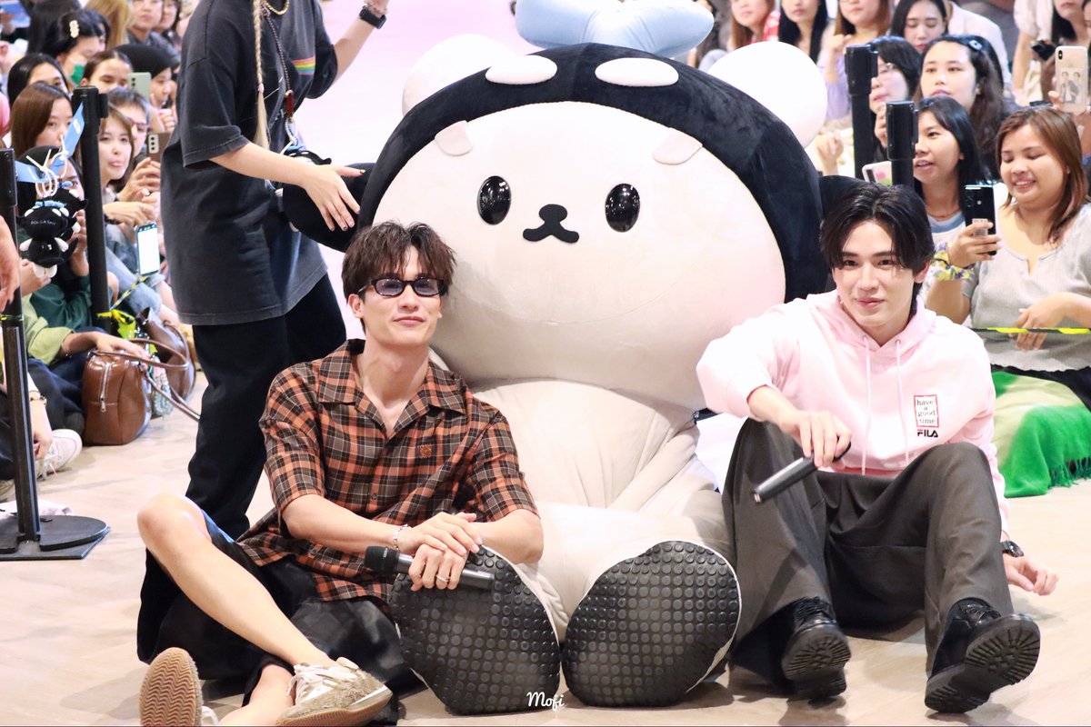 momiji_mig's tweet image. รูปครอบครัว

TAYNEW FNV FANSIGN
#GMMTVFANIVALxTayNew
#Tawan_V #Newwiee #POLCASAN