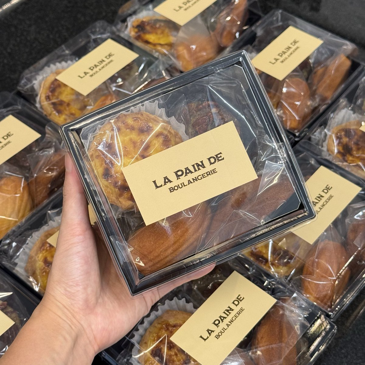 유애나..💚
조금 늦었지만 꿈빛유애나 개업소식 전하러 왔어요 :))
 
🍞 라빵드 베이커리
📍경기도 남양주 다산지금로 140

instagram.com/lapainde_?igsh…