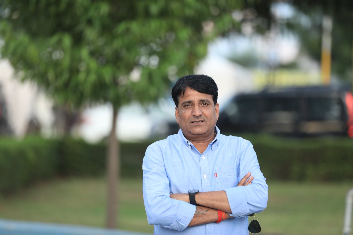 MukeshDevGurja2's tweet image. भाई, तुम मेरी ताकत हो, मेरा गर्व हो। तुम्हारी मुस्कान कभी न खोए और तुम्हारा हर सपना पूरा हो। भगवान तुम्हें लंबी उम्र और ढेर सारी खुशियां दे।  आप हमेशा स्वस्थ रहें, खुश रहें और जीवन में आगे बढ़ते रहें।🎂🎁 जन्मदिन मुबारक हो बड़े भाई साहब को ❤️❤️🎂