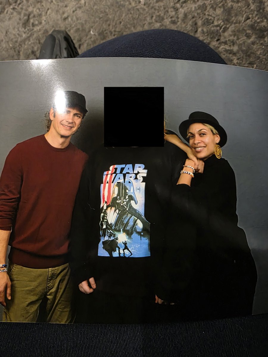 Mun's life is officially completed...

HE JUST MET ANAKIN AND AHSOKA FROM STAR WARS