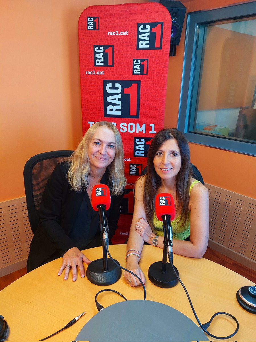 🎙 Amb Susana Colom, co-presidenta del <a href="/Caravaningbcn/">Salón Caravaning</a> <a href="/Fira_Barcelona/">Fira Barcelona</a> que avui ha inaugurat la seva 38ena edició
➡️ La presidenta de @gremcar ens recomana les millors opcions de caravanes, autocaravanes i campers per viatjar 👇
rac1.cat/directe

rac1.cat/directe