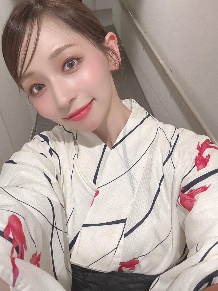 渥美かな tweet media