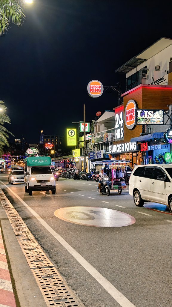 boaeric2006's tweet photo. Pattaya Impression
#pattaya #pattaya2025 #PattayaThailand #PattayaNights #pattayacity https://t.co/61NRG9HPnb