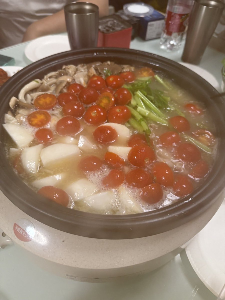 ryutahitorimi's tweet image. 不倫シェフみたいな大誠が、美味しい料理をたくさん作ってくれた！