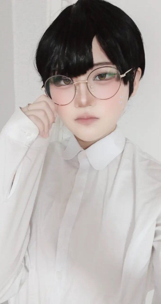 #カラオケ行こ #聡実 #cosplay 
.
.
.
.
.
.
" 그 남자는... 갑작스레 저에게 대고 이렇게 말했습니다 노래방 가자 "