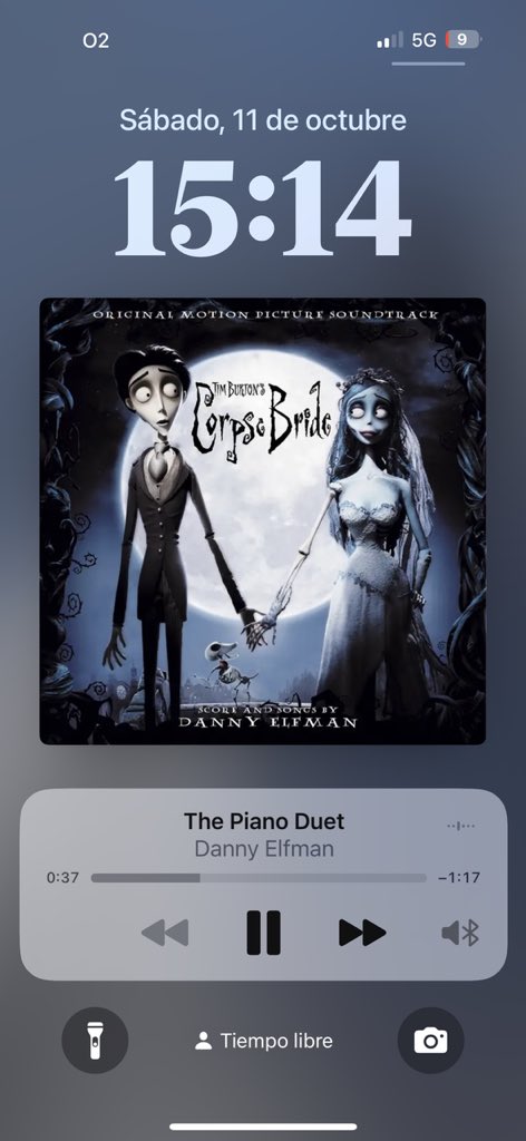 imagínate tocar esto con el amor d tu vida en un piano