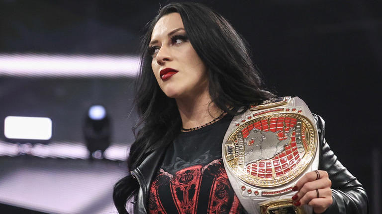 IyosEra's tweet image. Stephanie Vaquer appreciation post ❤️
This woman deserves an endless amount of praise for all that she's accomplished within her first 15 months of being in WWE. She's had an incredible year, her matches never dissapoint, and I cant wait to see what else she accomplishes down…
