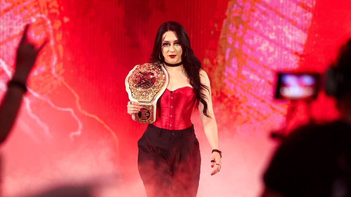 IyosEra's tweet image. Stephanie Vaquer appreciation post ❤️
This woman deserves an endless amount of praise for all that she's accomplished within her first 15 months of being in WWE. She's had an incredible year, her matches never dissapoint, and I cant wait to see what else she accomplishes down…