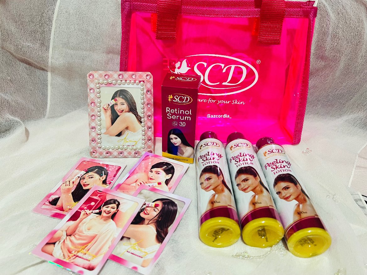azcordia_'s tweet image. ANG GANDA NG PHOTOCARDS NG SCD!!!

worth it supportahan cause sila unang nagtiwala kay az at spoiled daw si az sakanila

#purchAZed from Beaucon :) 

SCD BEAUCON WITH AZ
#AzMartinez | #SCDXAZ
