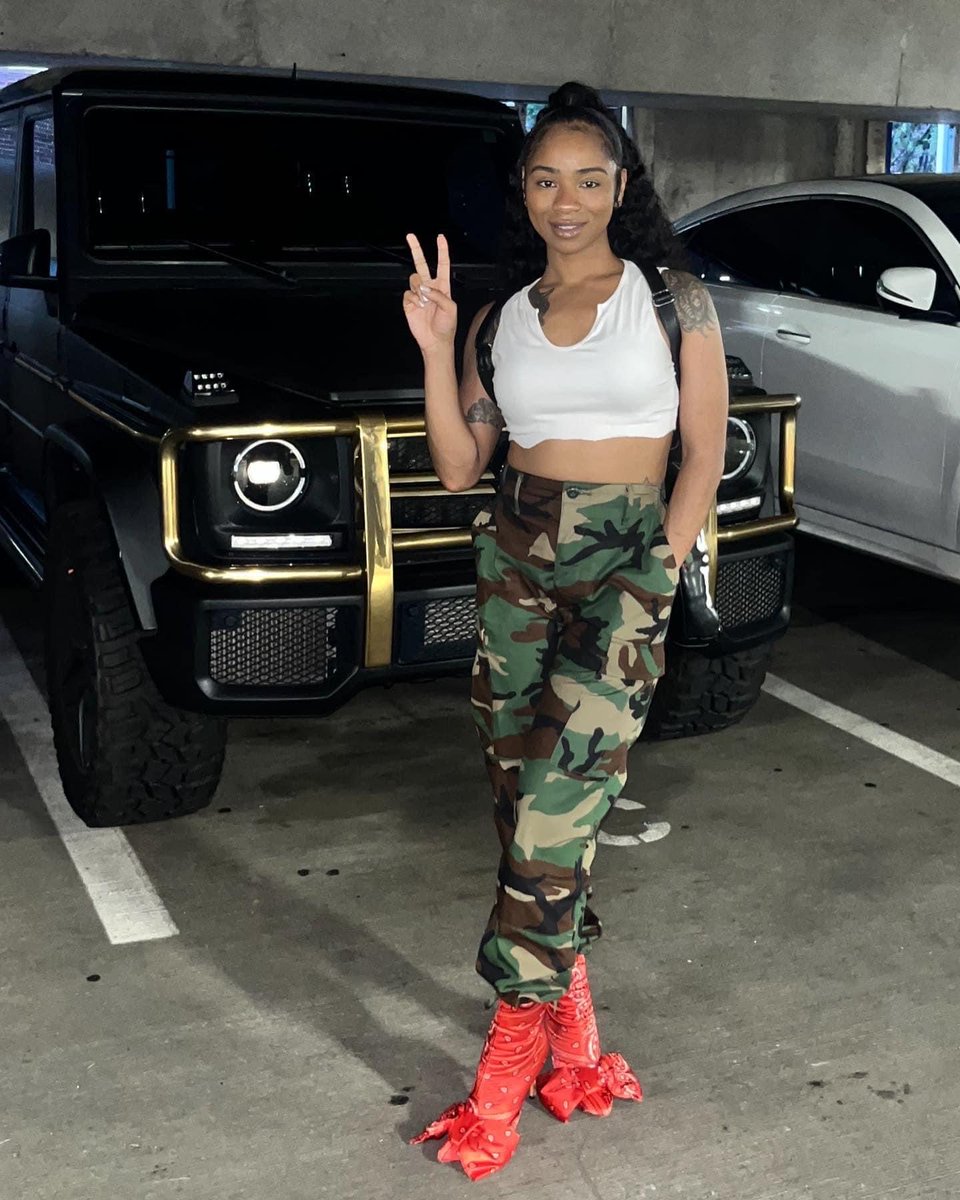 ___Capri's tweet image. I was very pleased on how I put this together for how last minute the fit was, smooth little get upโฆ