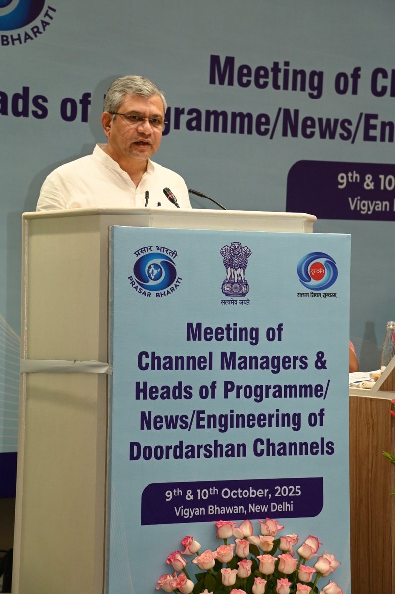 PoojaPVardhan's tweet image. Privileged to be part of the two-day strategic session addressed by Union Minister Shri Ashwini Vaishnaw Sir. Insightful discussions on making Doordarshan future-ready through modernization, AI, and storytelling with local relevance.
#Doordarshan #FutureReady #AI