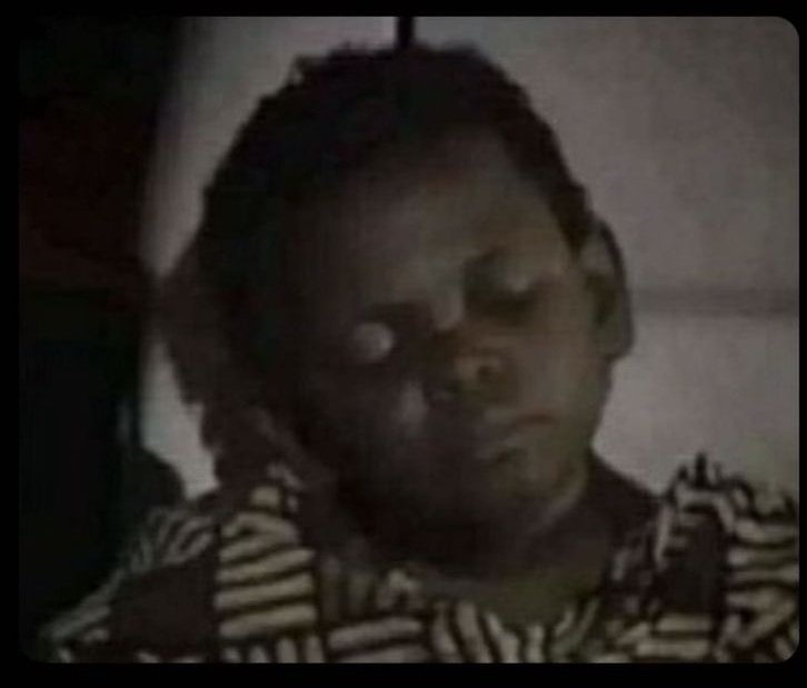 the9jaspace1's tweet photo. I don go confess my feelings again,na "awwn funny boy "dem use reply me 😔😔💔
#ivtune |#BigFuse100mWon https://t.co/zUBEOnmjmH