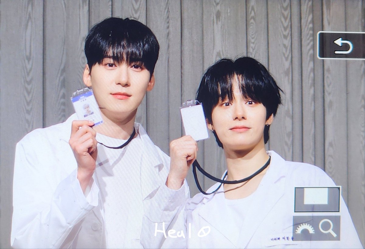 Heal_hw's tweet photo. 251011 
#원어스 #ONEUS #환웅 #건희 

👨‍⚕️👨‍⚕️ https://t.co/xGyWymFBa3