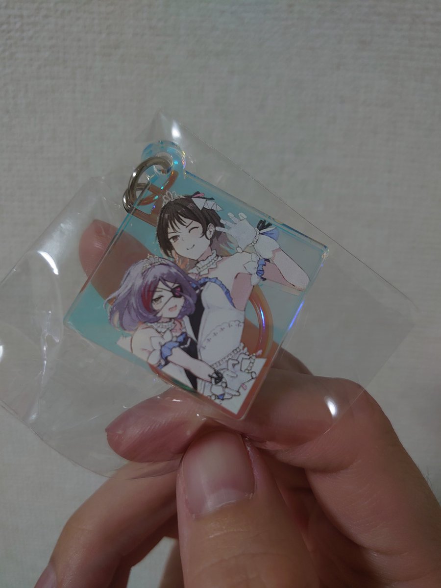 返礼品届いた！何度見てもニヤってしてしまうデザ(ノ´∀｀*)
アクスタも楽しみですねぇ！
#早坂美玲フラスタ企画