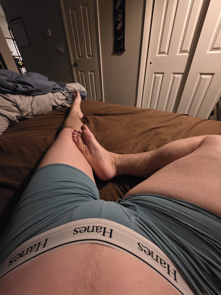 king_icarus69's tweet photo. Get you a #transdom. I promise it will be just as good for you on your knees for one. #worship #ftm #ftmdom #ftmfindom #feetfetısh #feetworshi̇p #findom #solesfeet #pinksoles #solelicker #wrinkledsoles #Feet #feetmen https://t.co/QL8zjAp2y3