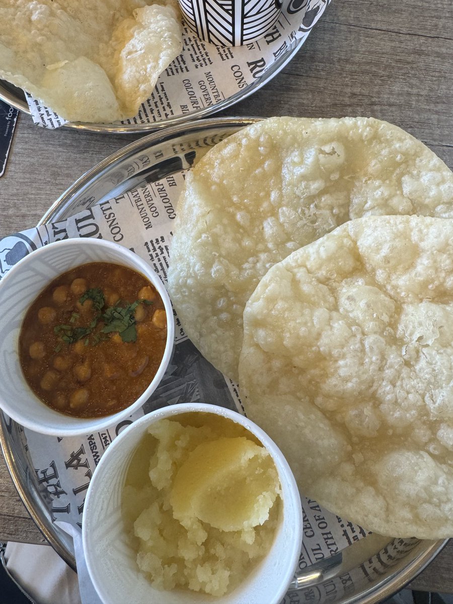 aain_ghain's tweet image. Late breakfast. #weekend