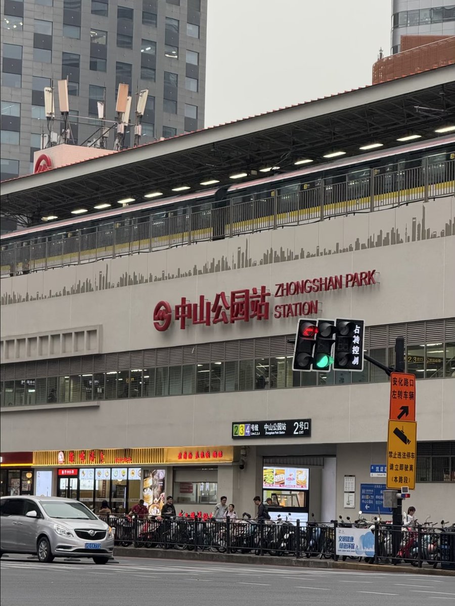 idealizeing's tweet image. 长宁真的很能拍出日本的感觉