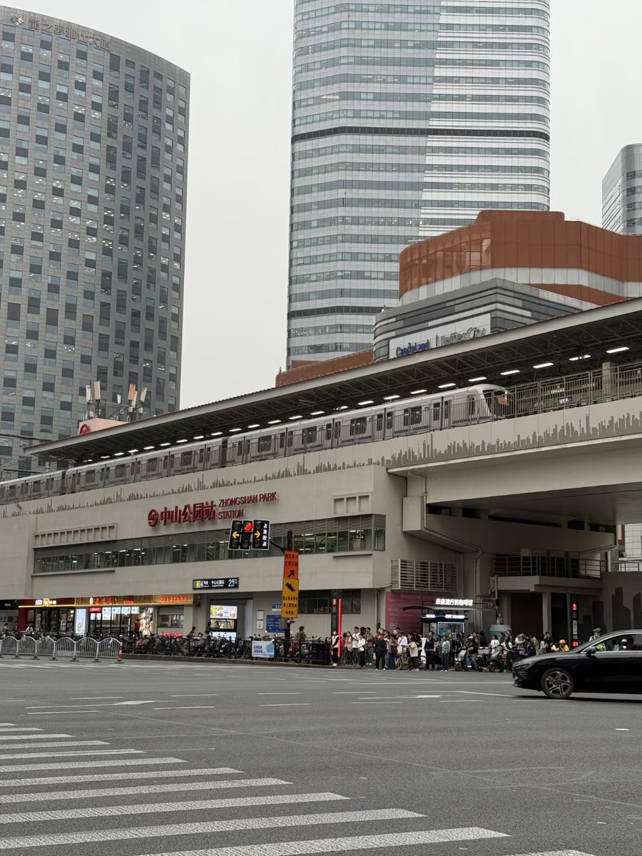 idealizeing's tweet image. 长宁真的很能拍出日本的感觉