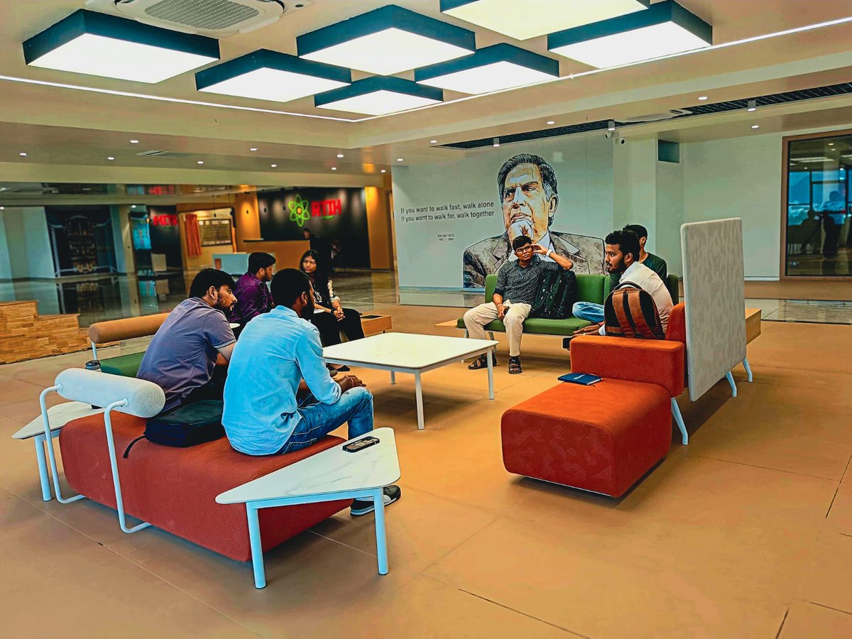 Startup_APIS's tweet image. 🎉 We launched #FoundersFriday yesterday at RTIH AP!

A new weekly platform where our CEO @DhatriReddyP, IAS, connects with student innovators &amp;amp; startups 🚀

From #ideas → #incubation → #funding → #growth, every Friday is for founders! ✨
#RTIH #InnovationHub #StartupEcosystem