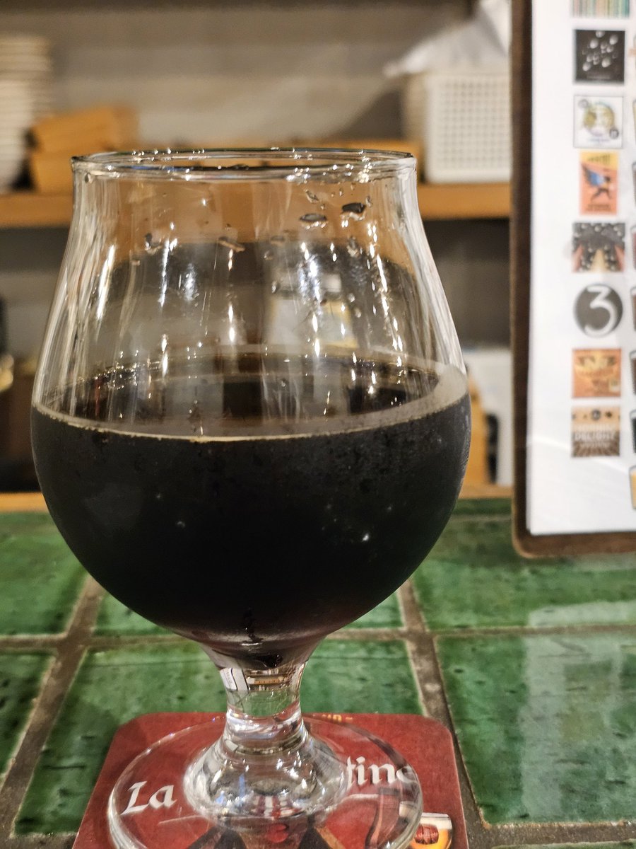beer_uploader's tweet photo. Toppling Goliath
【Monin' Delight】
話題のMDを。ちょうどコーヒーとメープルの間って感じ。合わせたチーズケーキがバランス良き。トップメープル香、あとからコーヒー感が締めに良き。寒くなってスタウトシーズンの始まり。 https://t.co/NagB9Pk7S4