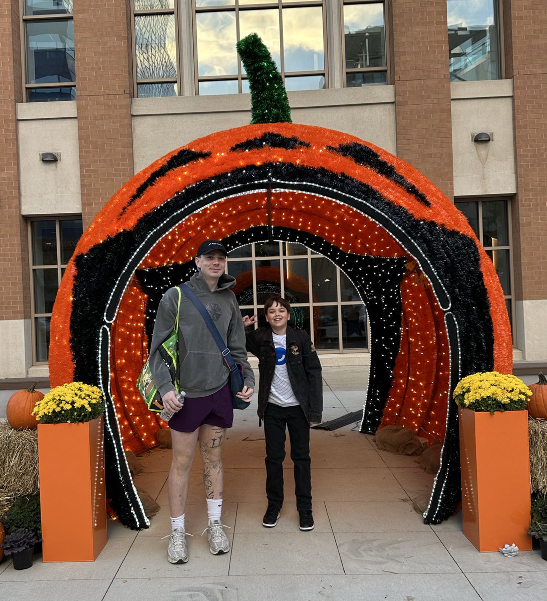 <a href="/blakewray7/">blake wray</a> stole my hat for pumpkin pic. Excited to have fun at Milwaukee regionals. Will keep days events on this thread. I’m going to make <a href="/RareCandy/">Rare Candy</a> <a href="/endgametcg/">ENDGAME</a> proud!