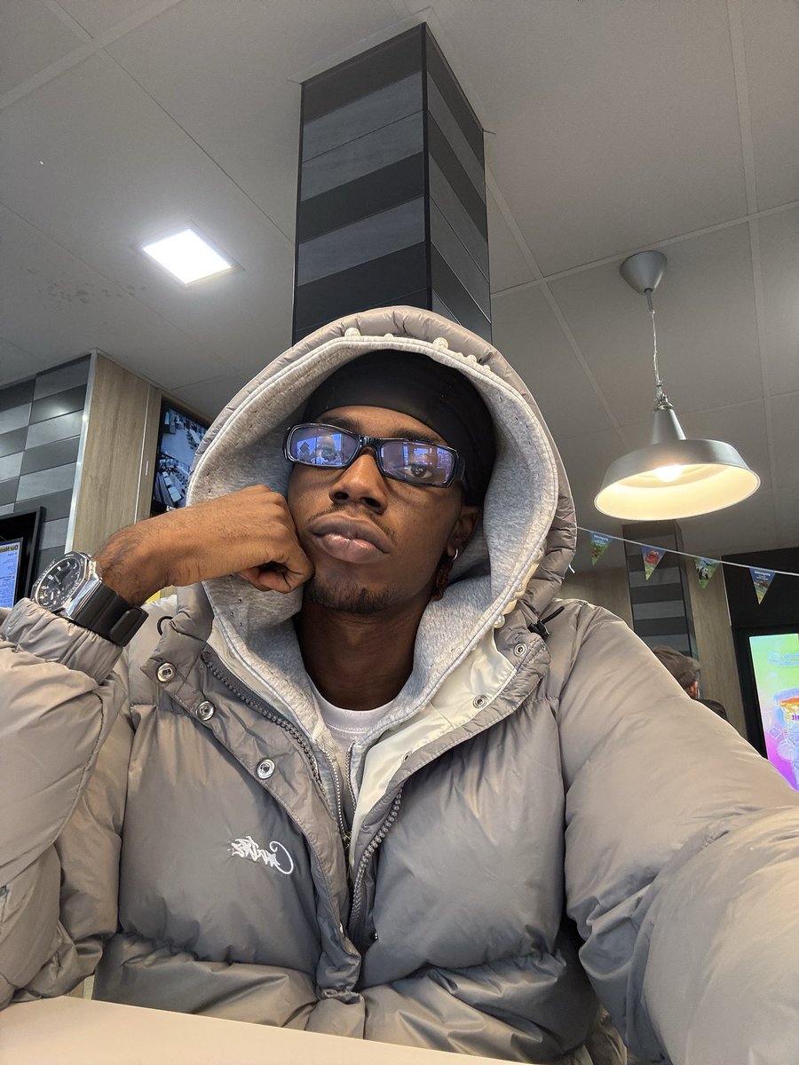 love to WP Zlatan Ibile, na only me and him fit give you skincare tips🧘🏾‍♂️🤎