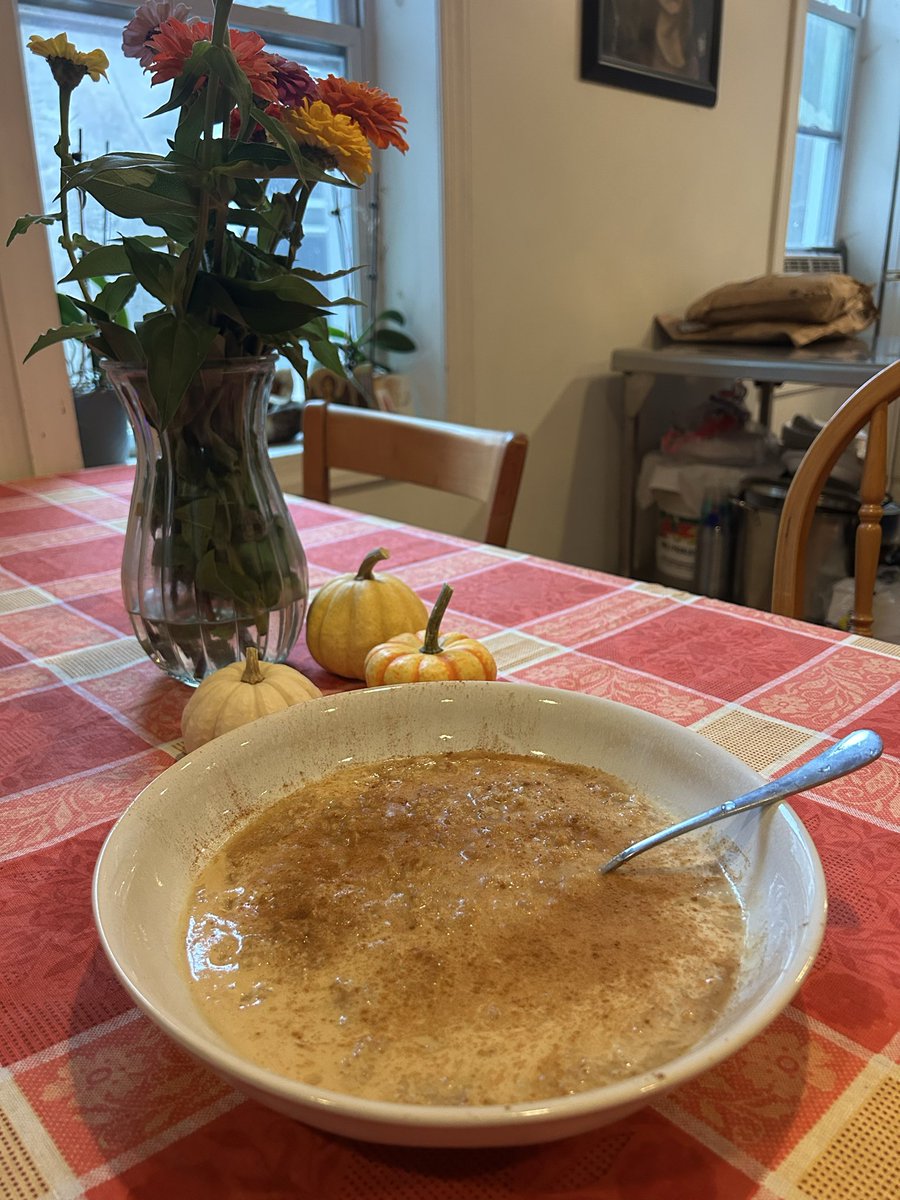 Andriull1988's tweet image. You can just put your penis in oatmeal