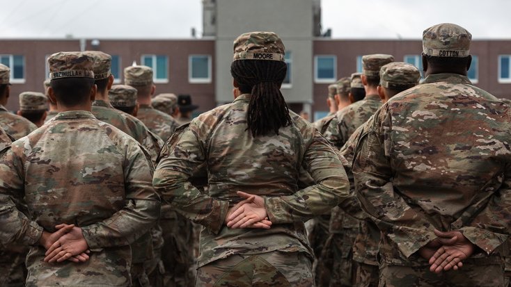MoD_Estonia's tweet image. 🇪🇪🤝🇺🇸 A warm welcome to the U.S Army&apos;s Dakota Troop, 6th Squadron, 9th Cavalry Regiment, tank unit, to Estonia and Tapa army base. Your presence reinforces Estonia&apos;s security and NATO&apos;s collective defense - a strong signal of unity and deterrence across the Baltics. #WeAreNATO