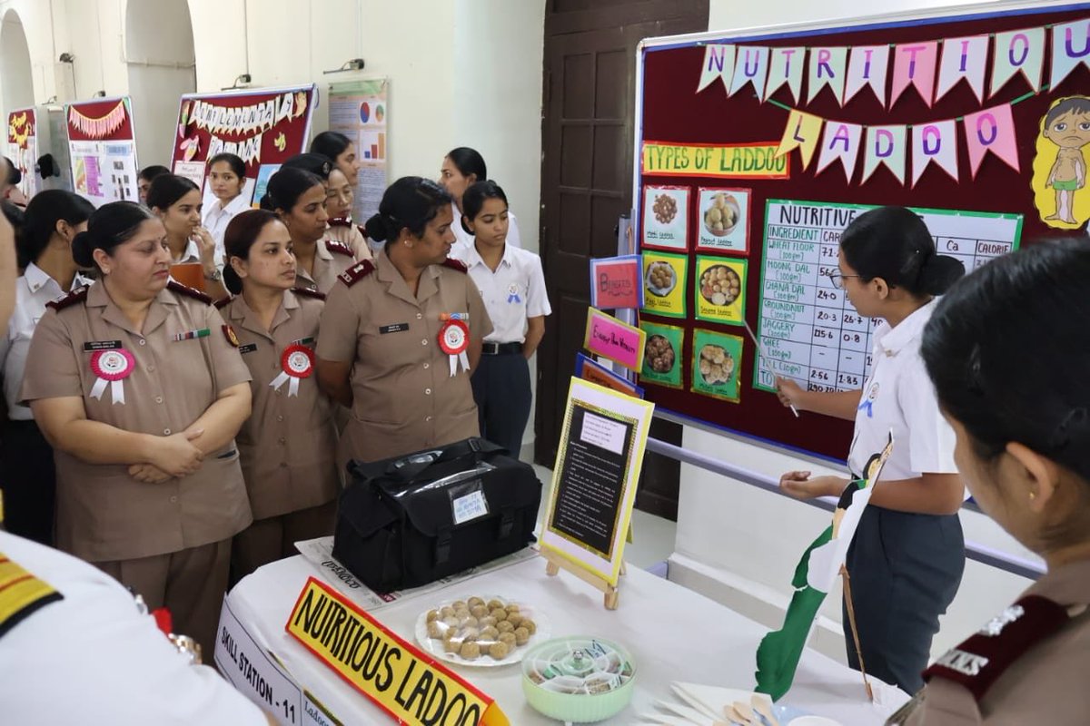 dgafms_mod's tweet image. The College of Nursing, #AFMC Pune, conducted a Community Health Nursing workshop on 11 Oct 2025, focusing on “Hands-on Skill in Home Care Nursing Procedures” for postgraduate and undergraduate students. The workshop featured 12 practical stations covering health assessment…