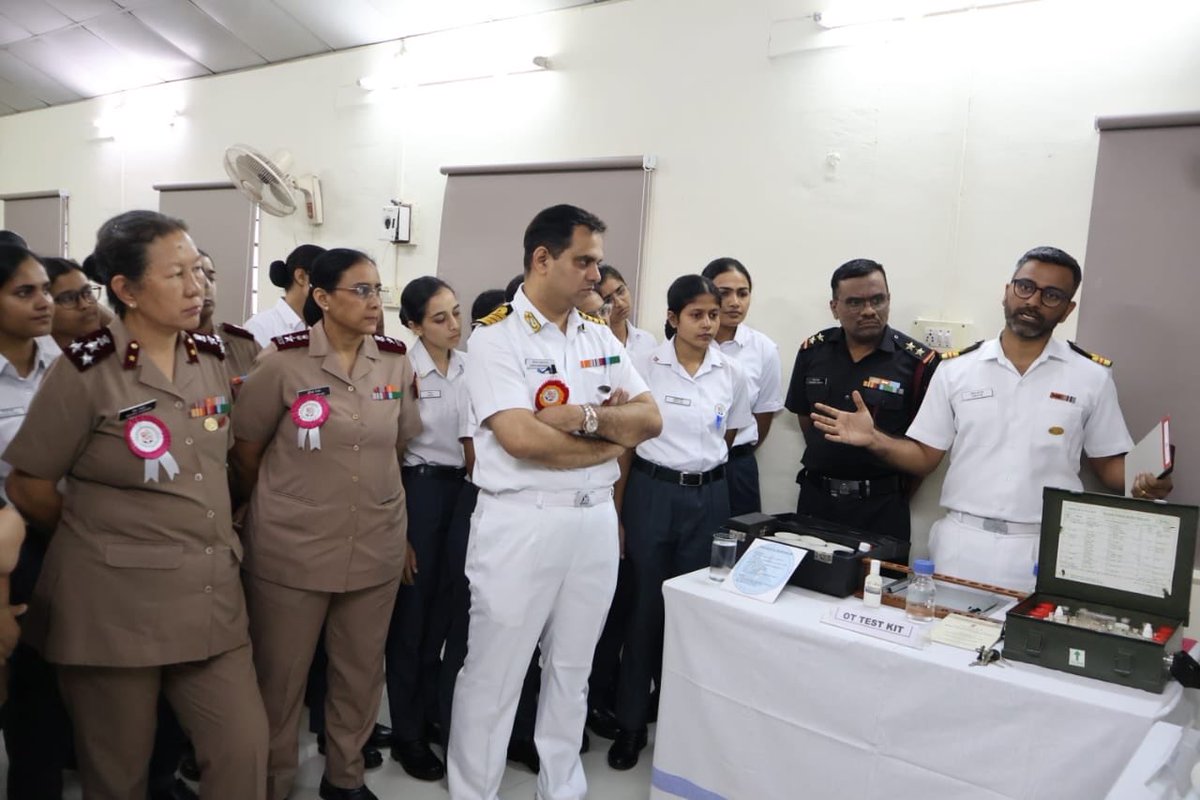 dgafms_mod's tweet image. The College of Nursing, #AFMC Pune, conducted a Community Health Nursing workshop on 11 Oct 2025, focusing on “Hands-on Skill in Home Care Nursing Procedures” for postgraduate and undergraduate students. The workshop featured 12 practical stations covering health assessment…