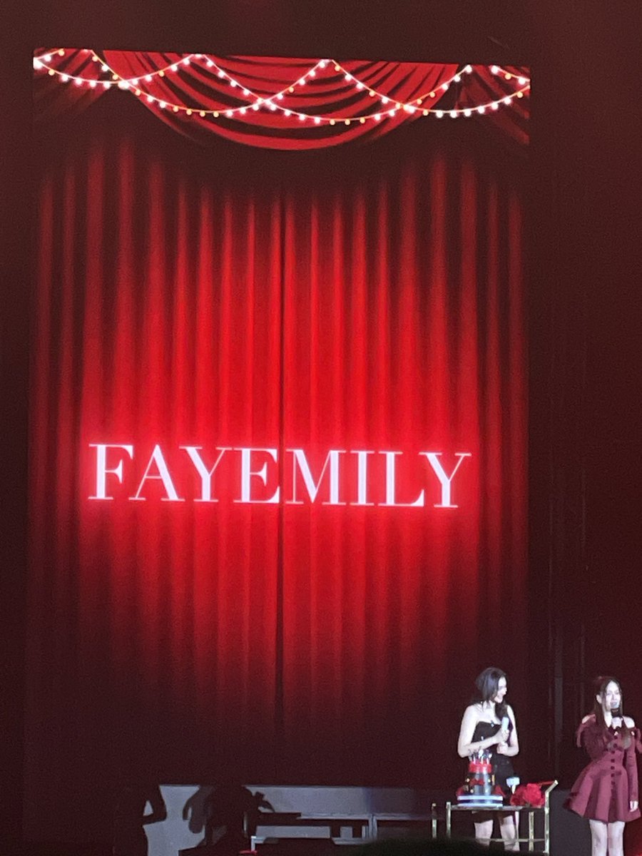 Mushroomily_'s tweet image. She has a lot of respect for her fans! She never sees them just as fans—she considers them family, her everything! That why I love her so much!!!

HAPPY BIRTHDAY PERAYA
#FayeGentleBadGirlParty
#FayePeraya 
#ฝ้ายพีรญา