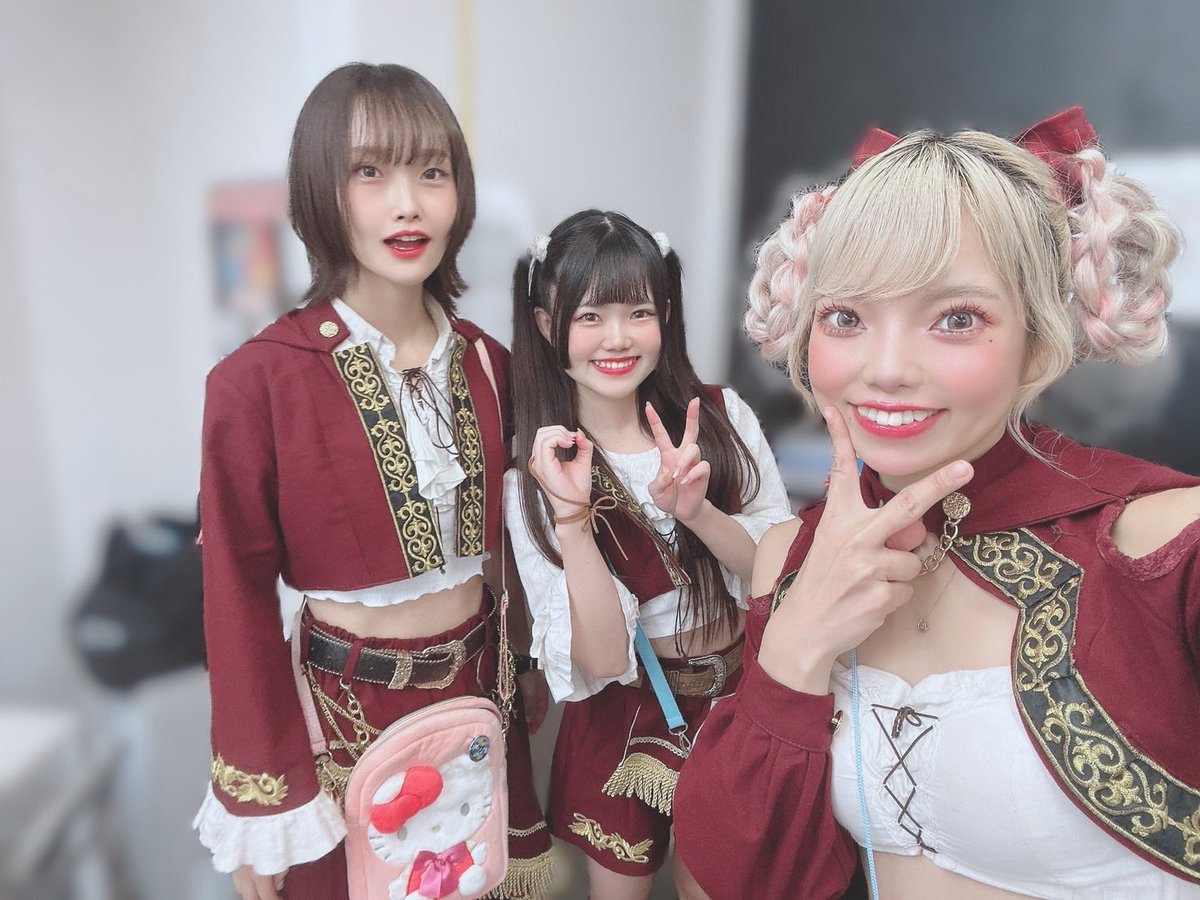 本日は、
「LIVE HOUSE EREN YOKOHAMA」「神田CLUB F＃」にお越しいただきありがとうございます！！

改めまして、
涼葉ゆりさんおめでとうございます🎉

さあ次回は明日こちら！！

◆ 新宿ANTIKNOCK
🎤 10:10~10:30
🗣️ 並行物販
🎫 t.livepocket.jp/e/daidol157
🎁2P

◆ 五反田　G6
🎤 17:10〜17:30
🗣️