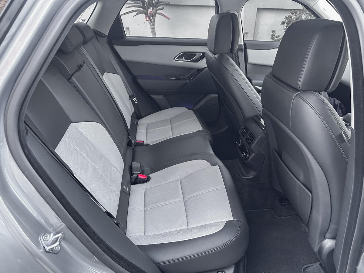 AutoTraderSA's tweet image. We recently tested the Range Rover Velar. Do you still consider Range Rover a desirable brand?
bit.ly/RangeRoverVela…