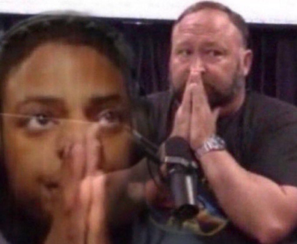 TheWorstNpcc's tweet image. Dawg I just want the usos back together