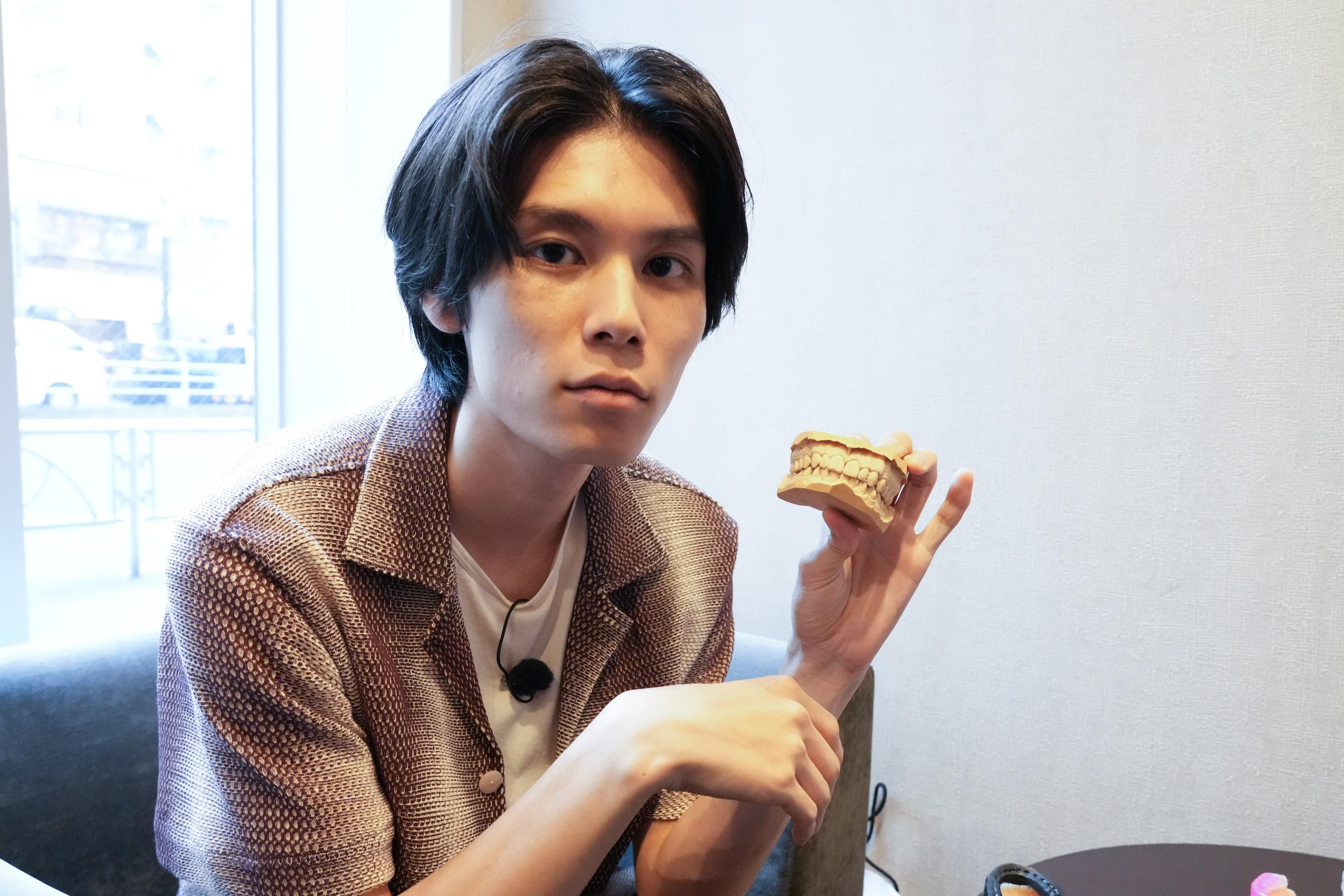 萩原利久 2nd写真集＆2026年カレンダー【公式