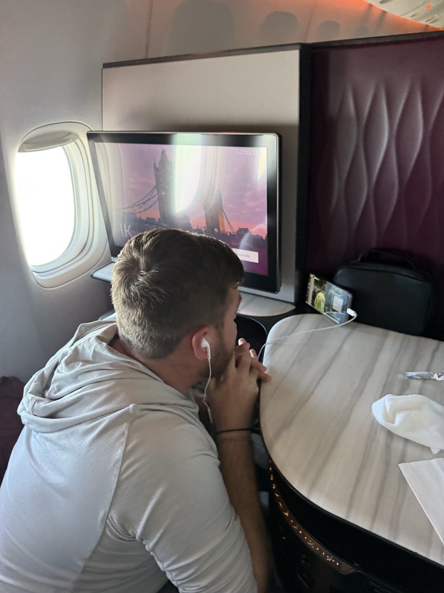 Harry Hugo tweet media