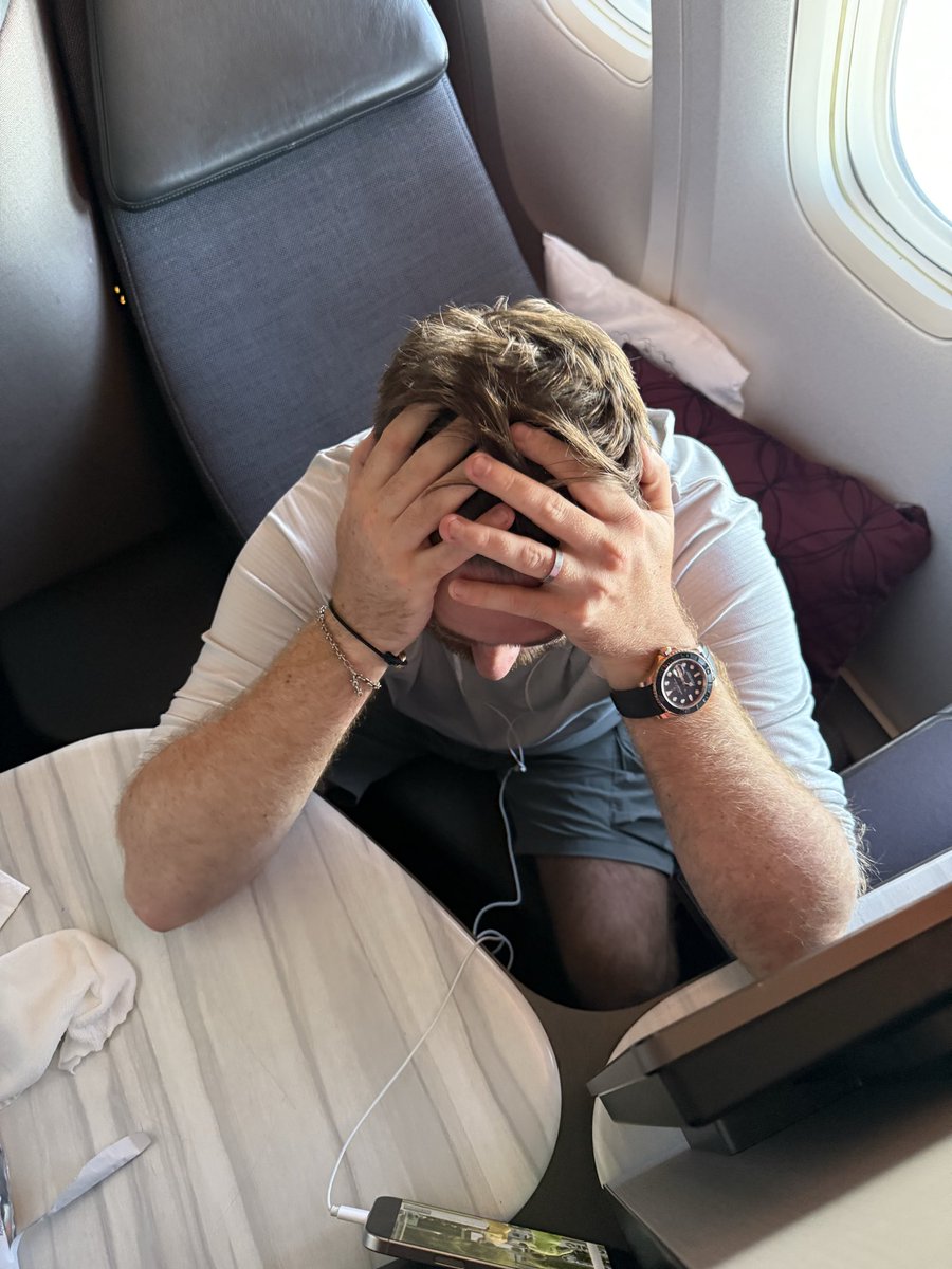 Harry Hugo tweet media