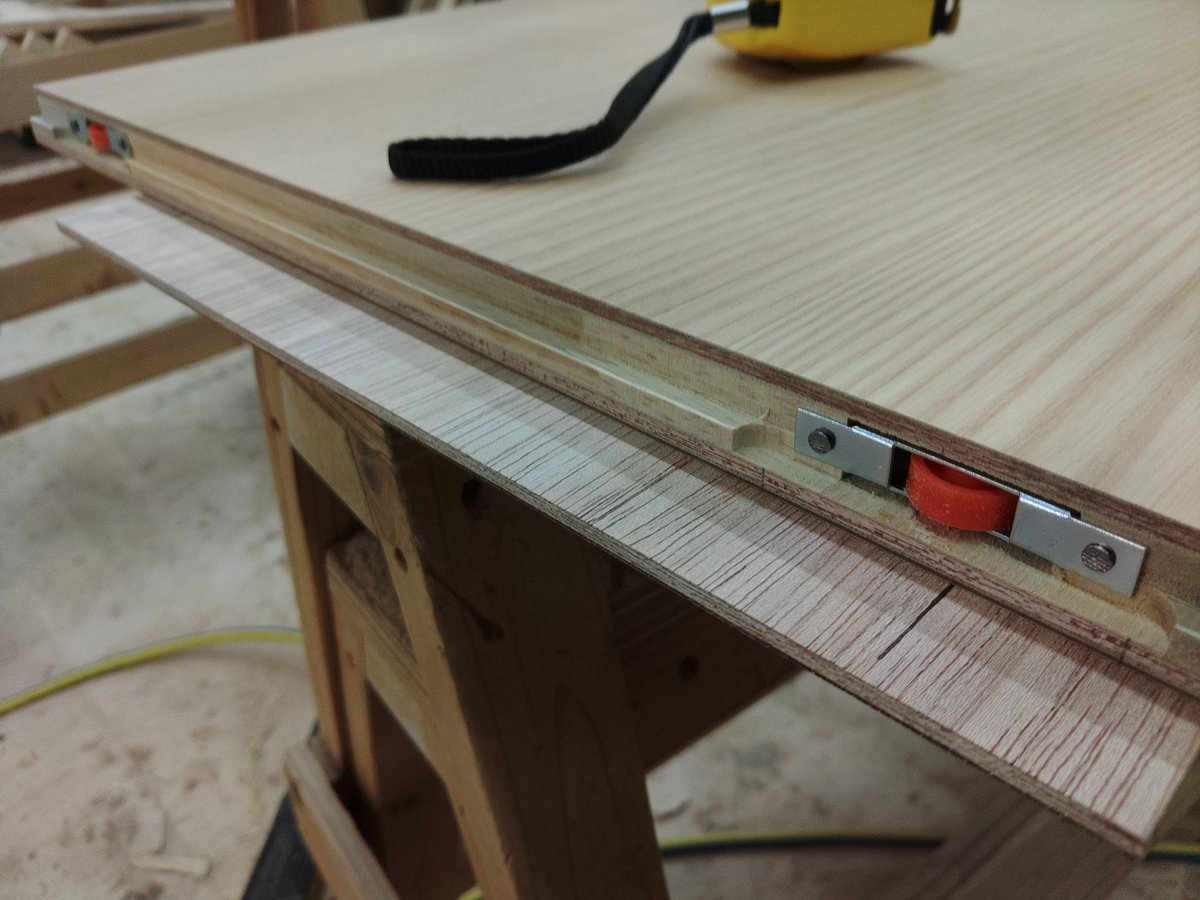 便利な金物が増えりゃ、(面倒だしん)こーゆー仕事も出来ない人増えたんだろなぁ...🤔

でも僕は好きだよ。🤗