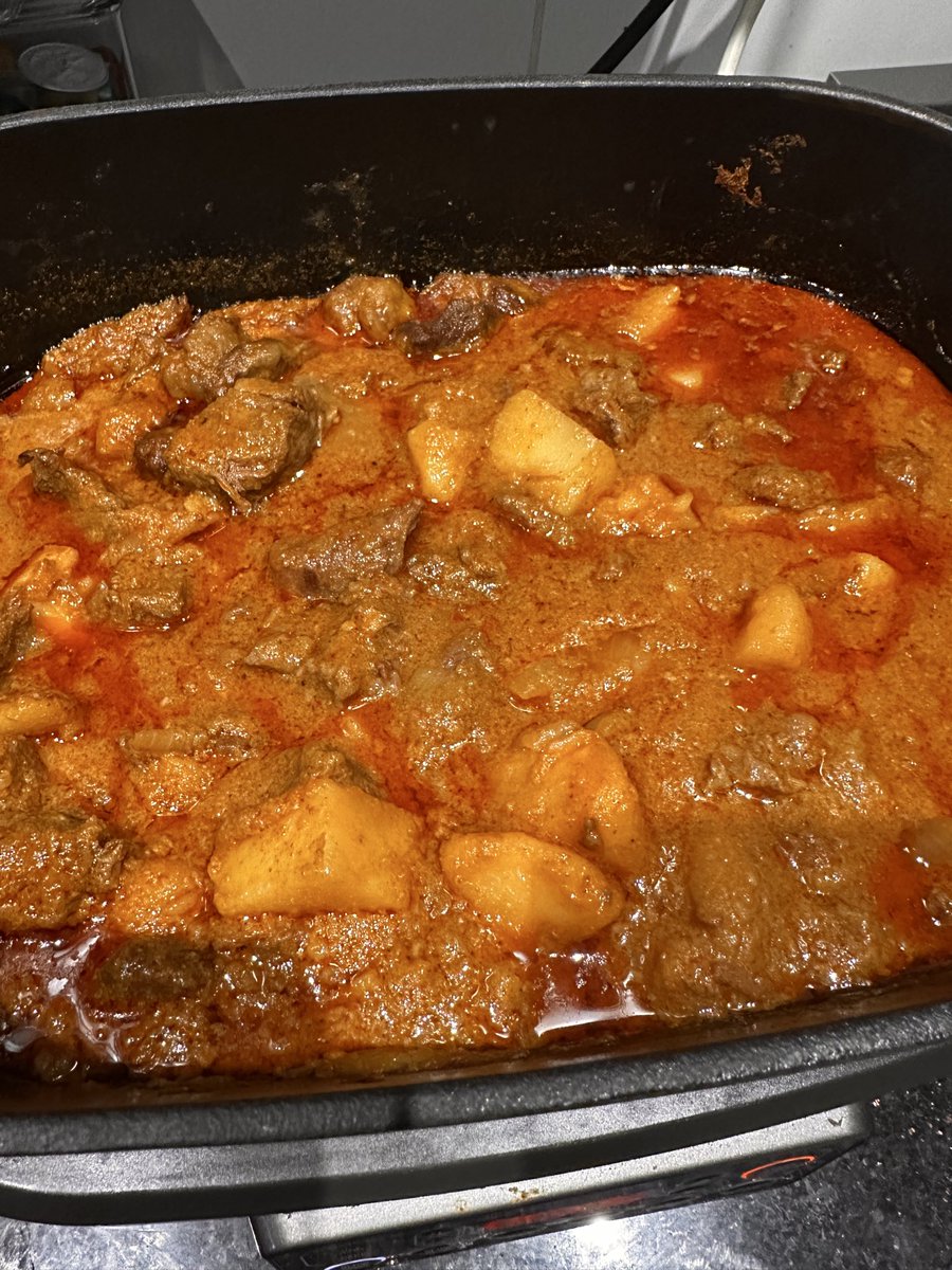 Beef massaman for dinner. ❤️❤️❤️