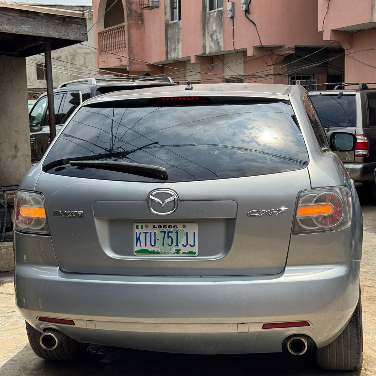 Autorush2's tweet image. PRICE SLASH!!!🔥🔥🔥🔥🔥🔥🔥🔥🔥

🚘: Super clean 2008 Mazda CX7
💰: Now 5,500,000 naira ($3.5k) only!

To book an inspection;
Call: 07041468482