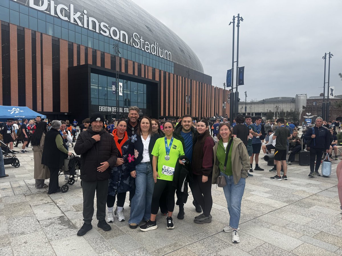 Everton 10K completed in 58:56  nearly 10 mins off my last time and £290 raised for Everton in the community 💙