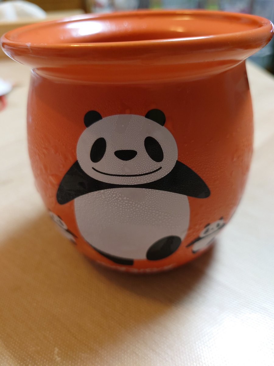 vBhc96WdOld5J8G's tweet photo. 今夜は
「パンダコパンダ
ひっぱりだこ飯」
かわいいねぇ
淡路屋！やるねぇ😃👍 https://t.co/fmnidtE5Lc