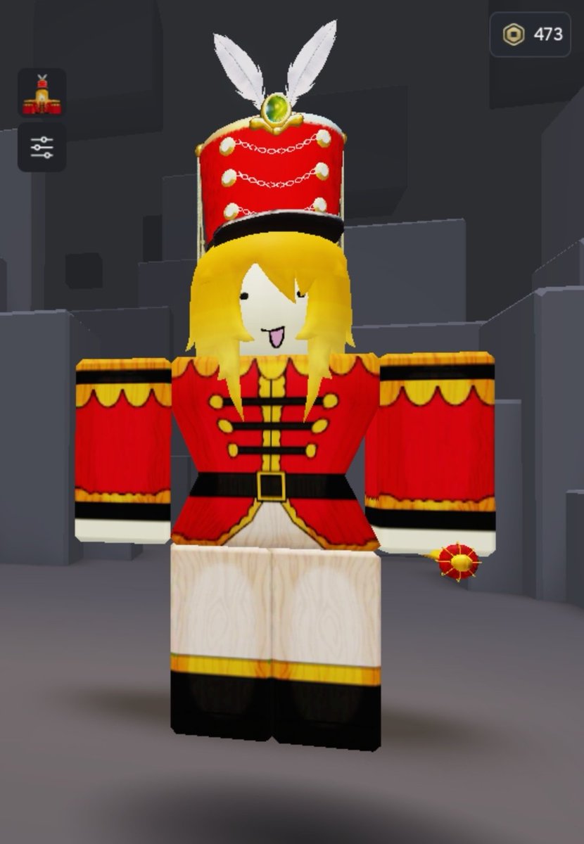 QubiBun's tweet image. Nobody asked, but I wanna show my avatar teehee... MEET POLY THE NUTCRACKER! She's a nutcracker... (get it?)
#robloxavatar #roblox