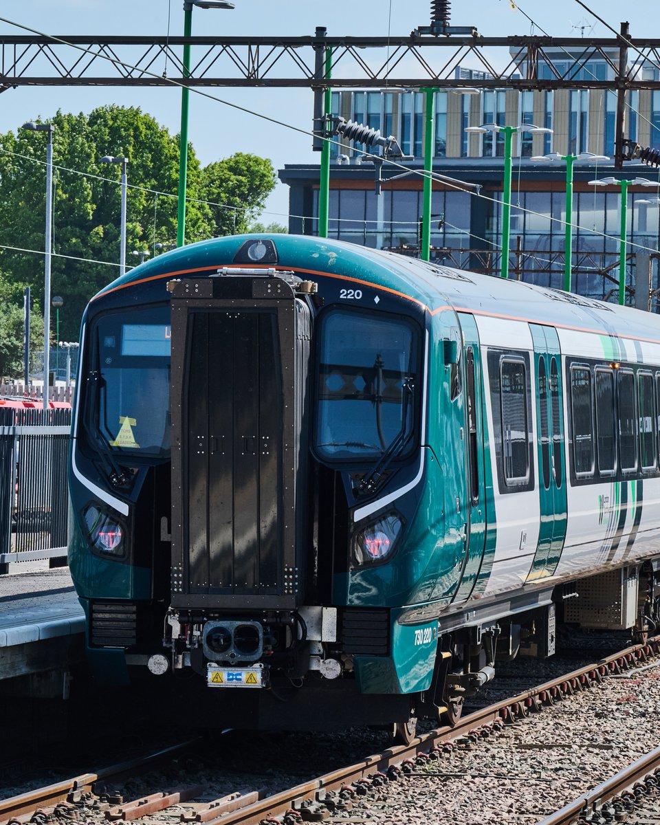 London Northwestern Railway tweet media