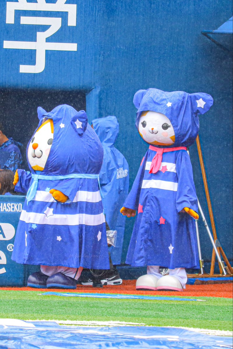 RyoBayStars19's tweet image. 過去の泥んこ試合を思い出すような、雨のCS初戦ナイスゲーム🌈
筒香さん、改めて横浜に帰って来てくれてありがとうございました😌

#baystars #筒香嘉智 #牧秀悟 #スターマン #キララ #JERAクライマックスセ